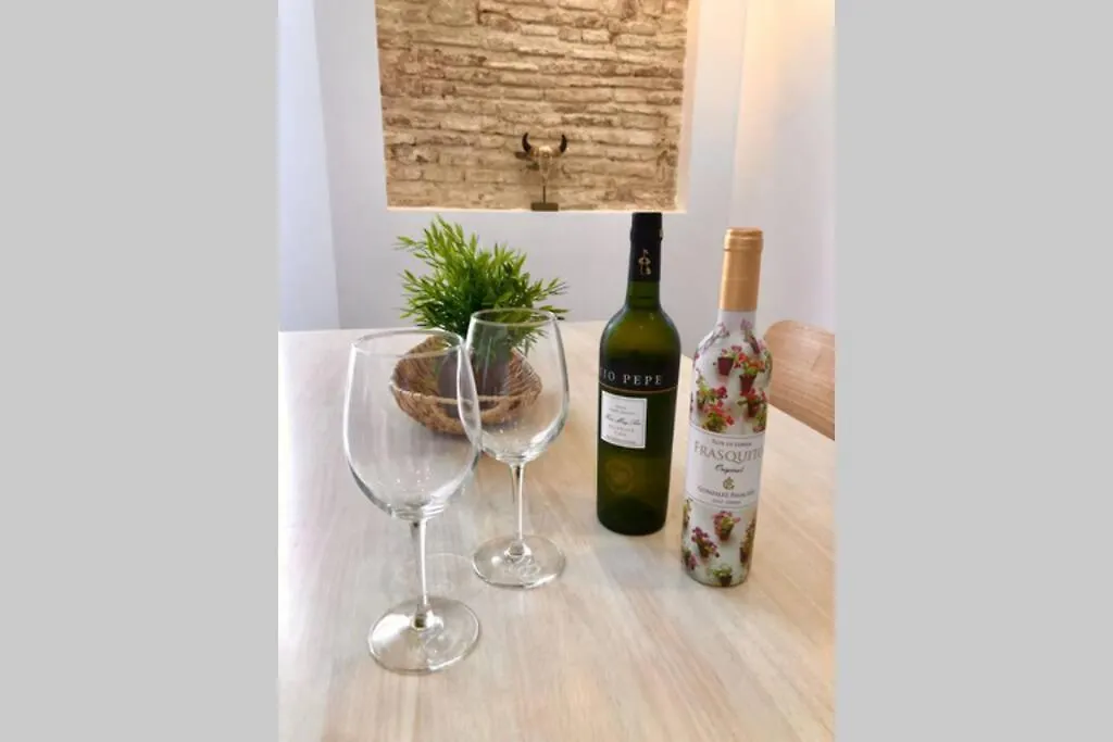 Gatu Premium Villa Libertad, Preferente Mayores De 25 Anos Y Familias Cádiz