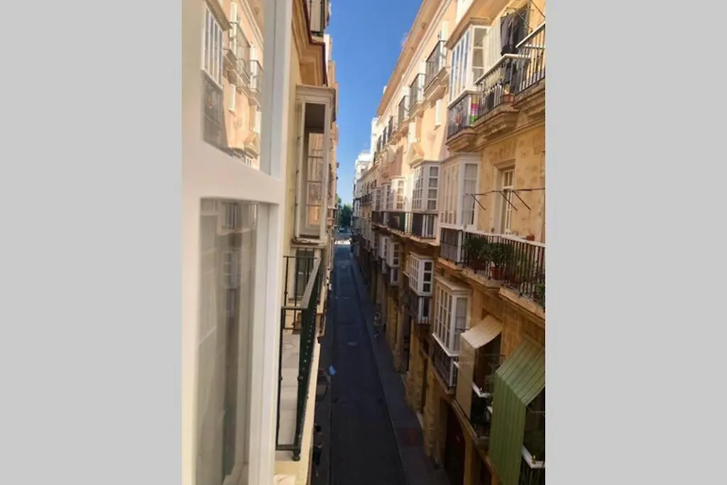 Gatu Premium Villa Libertad, Preferente Mayores De 25 Anos Y Familias Cádiz 0*,  Španělsko